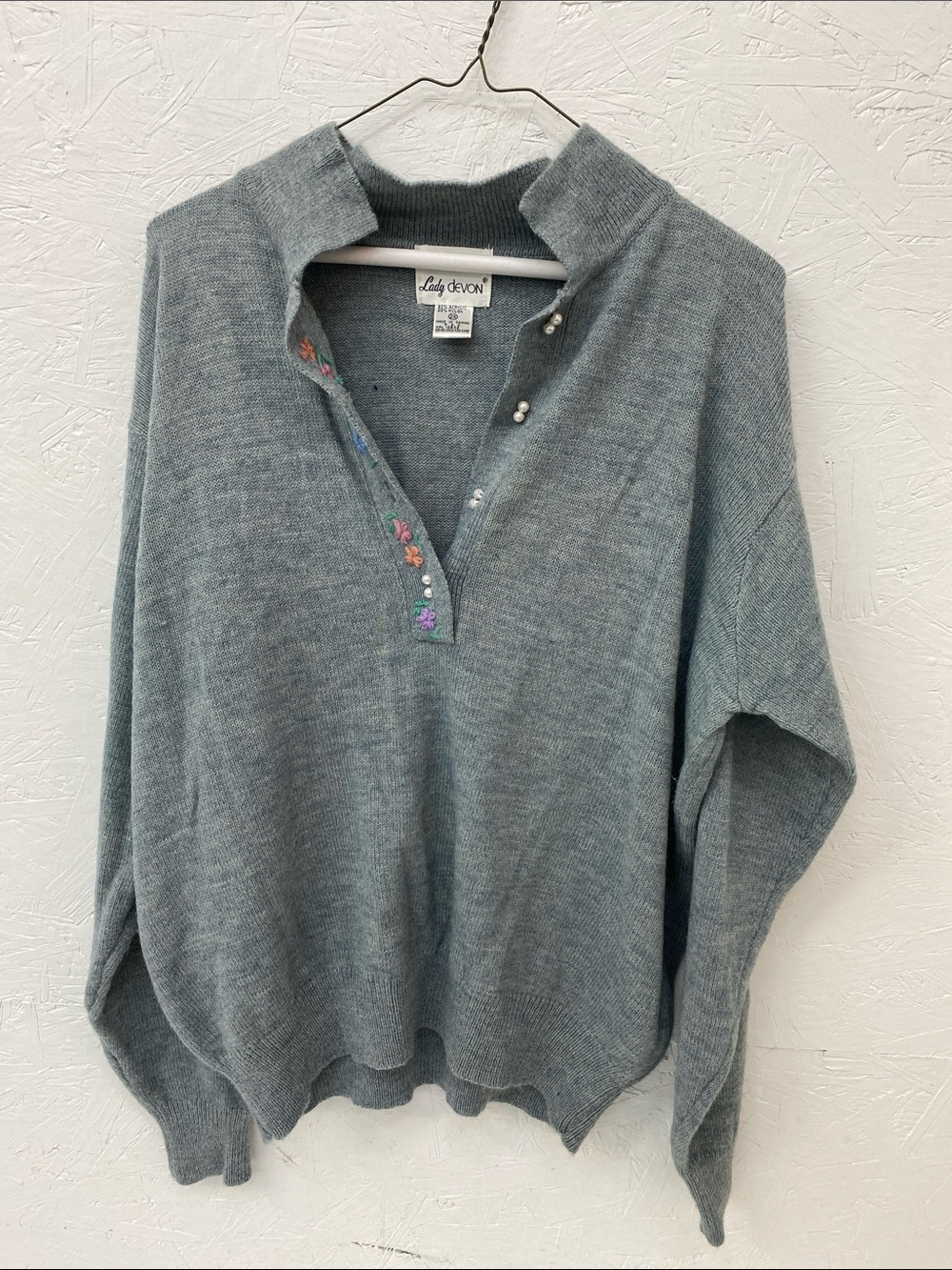 Women’s Vintage Lady Devon Embroidered Pearl-Button Sweater